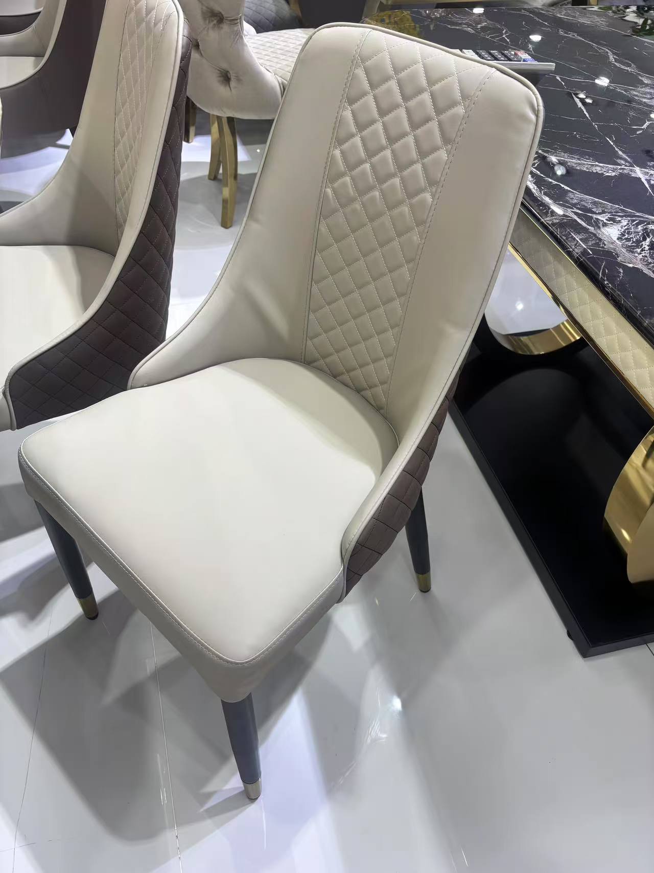 Comfort castle 6 seater dining table set DT373