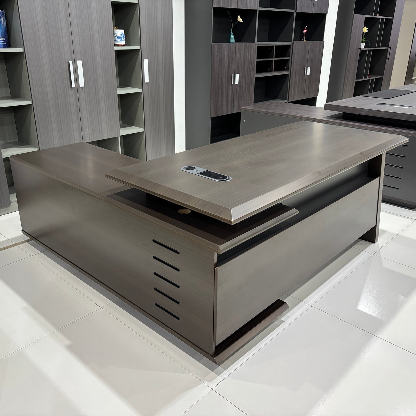 Italian design 1.8 meter office table of343