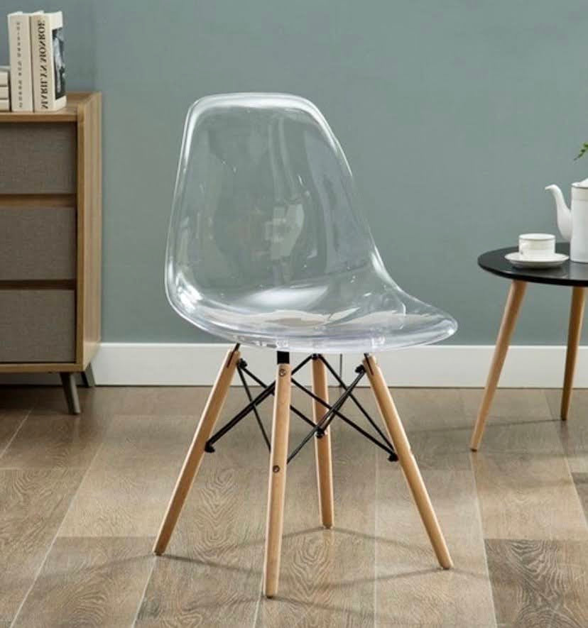 LoLa Trasparente Modern Chair